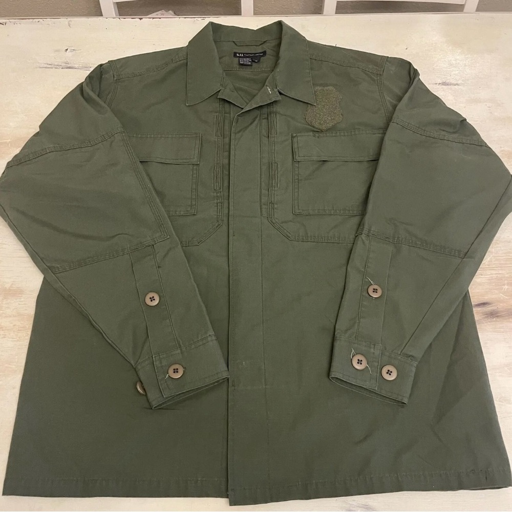 5.11 Tactical Men's TDU LS Shirt Size M Green Law Enforcement Padded Elbows